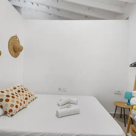 Apartment Paraiso Near Center